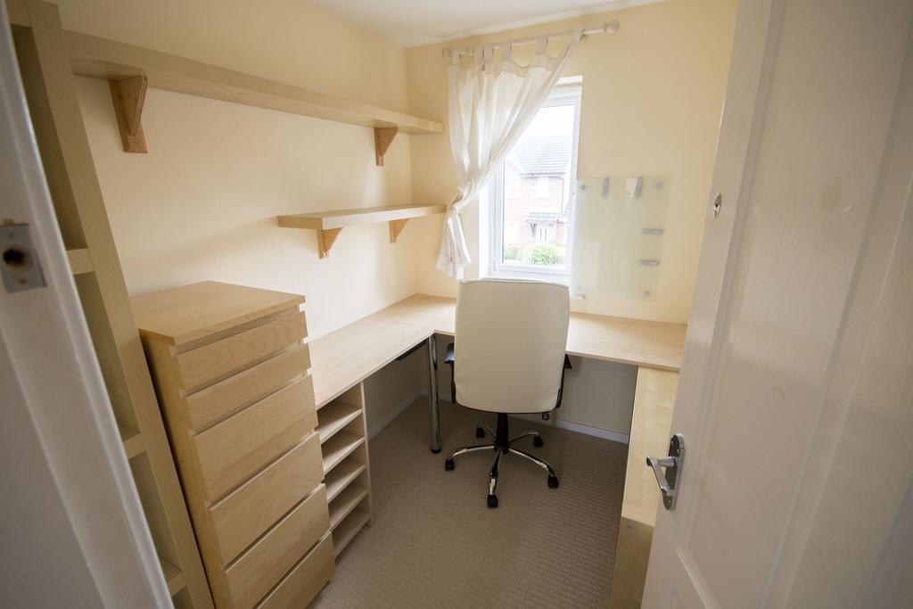 32 Pentland Close Честър Екстериор снимка